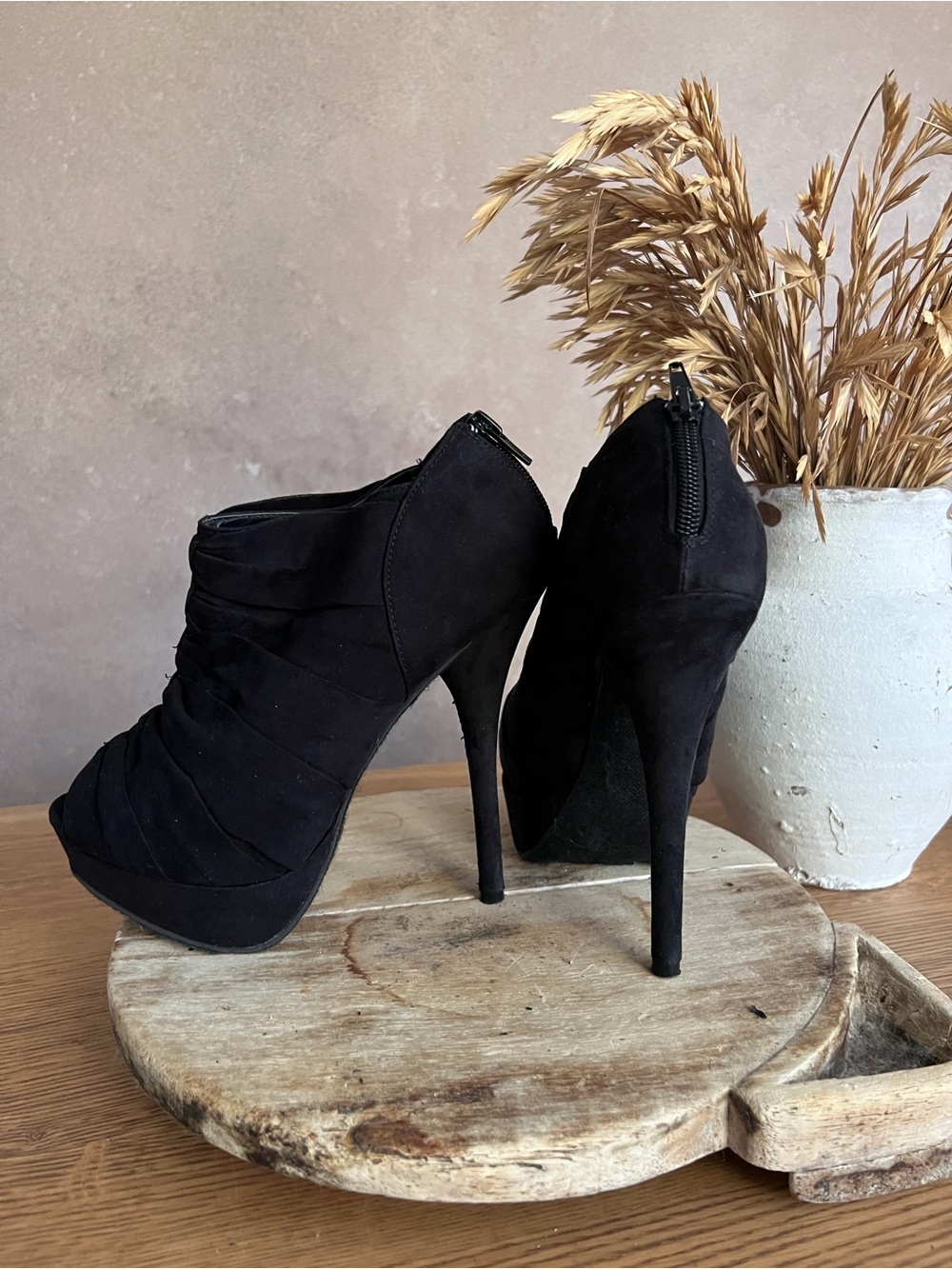 Black Ruched Peep-Toe Platform Stiletto Booties - DIVA Lounge SIZE 7 - Picture 9 of 10